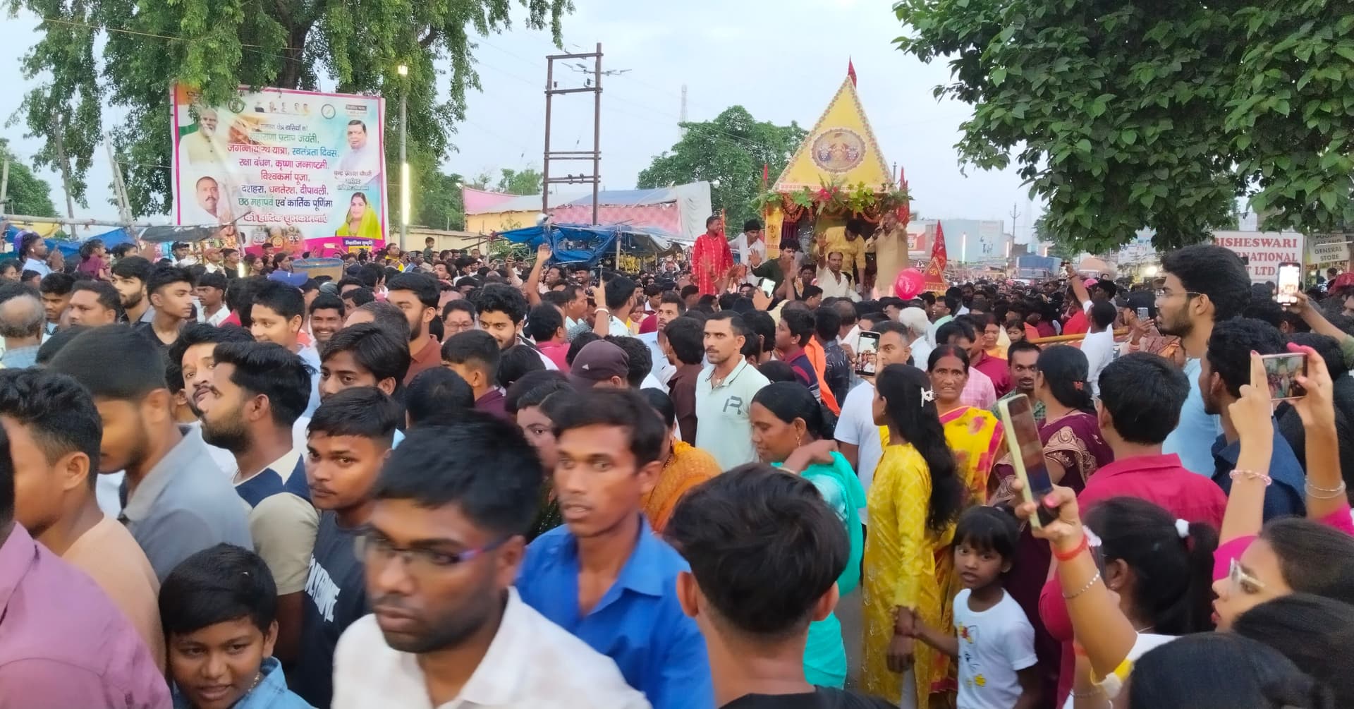 पेटरवार रथ यात्रा महोत्सव में भारी भीड़ उमड़ी, भगवान जगन्नाथ मोसी बाड़ी पहुंचे