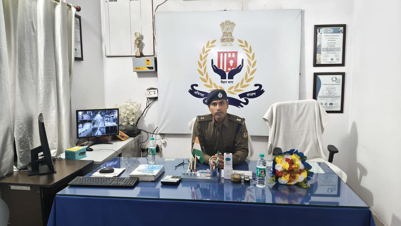 बक्सर ओपेन जेल के अधीक्षक मनीष कुमार