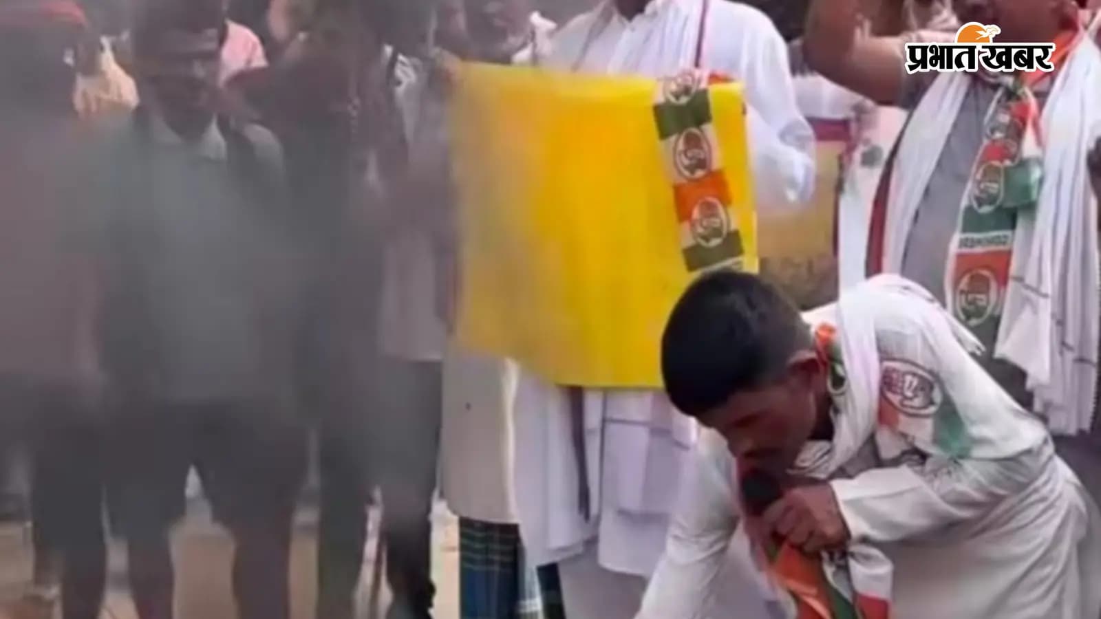 पटना: मनेर में NEET पेपर लीक के विरोध में कांग्रेस का प्रतिरोध मार्च, शिक्षा मंत्री के इस्तीफे की मांग को लेकर सरकार के खिलाफ की नारेबाजी