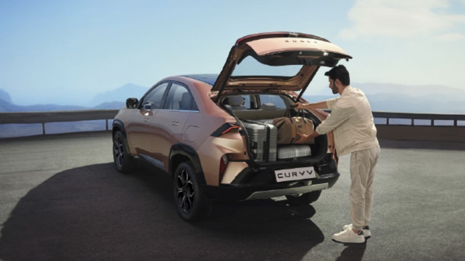 Photo: tatamotors.com