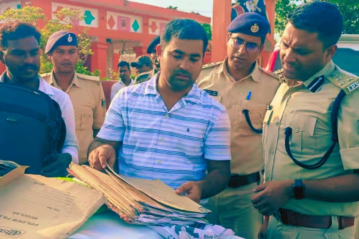 बिहार में DIG का एक्शन, 10 दारोगा सस्पेंड, जांच रिपोर्ट से मचा बवाल