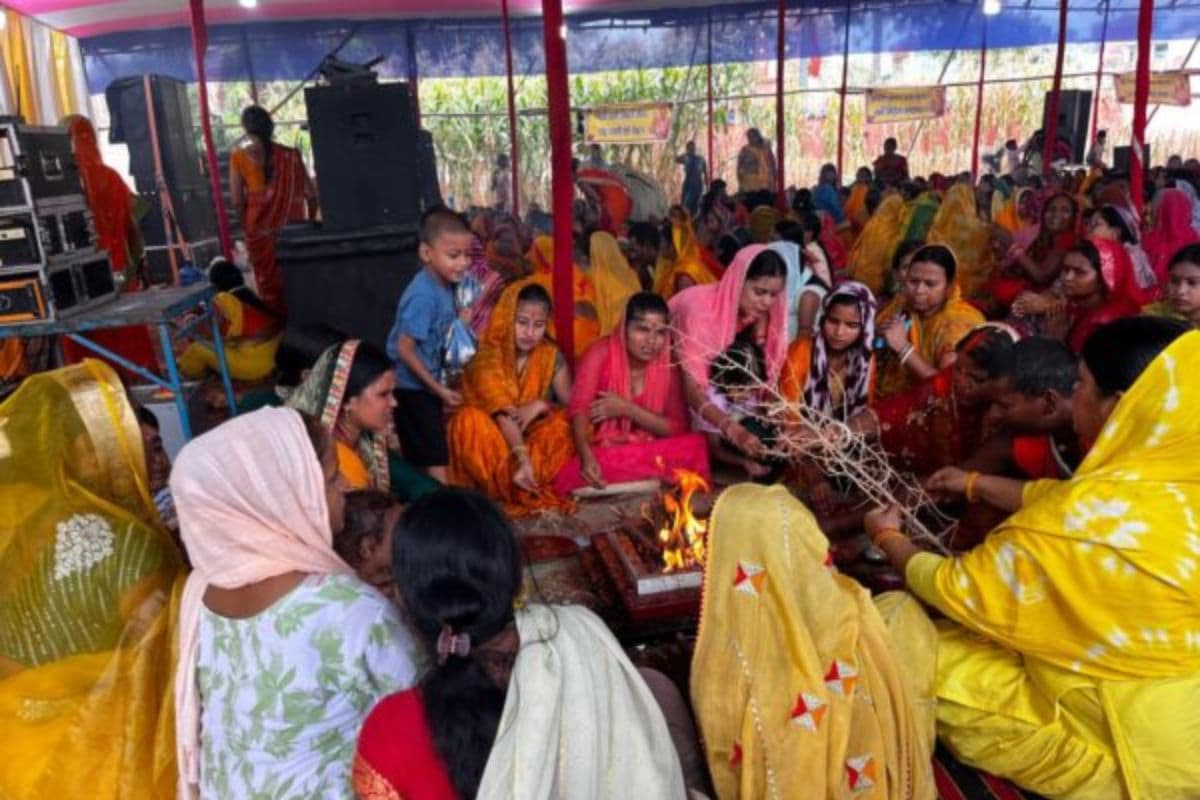 बिहारशरीफ में 9 कुंडीय गायत्री महायज्ञ संपन्न, 51 हजार आहुतियों के साथ नशामुक्ति और वृक्षारोपण का लिया संकल्प