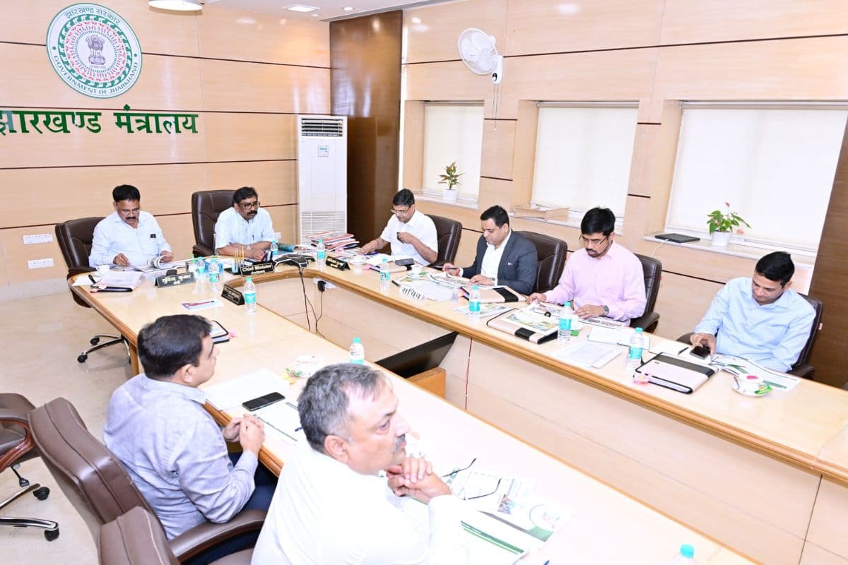 CM हेमंत का मास्टरस्ट्रोक: अंडरग्राउंड कोयला खदानों में शुरू होगा पर्यटन, नेतरहाट में बनेगा ग्लास ब्रिज
