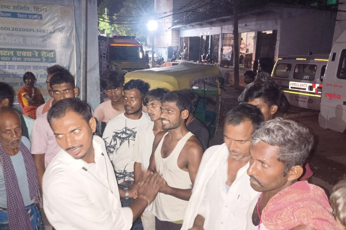 जहानाबाद सदर अस्पताल में इलाज में देरी, युवती की मौत, डॉक्टर पर लापरवाही का आरोप और तोड़फोड़