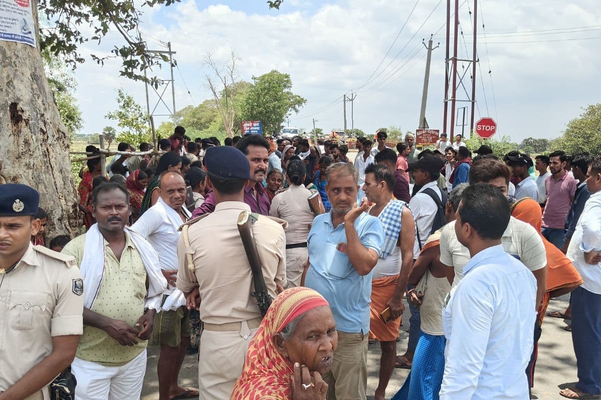 जहानाबाद: रॉन्ग साइड से आ रहे ट्रक ने बाइक सवार को रौंदा, मौके पर मौत, ग्रामीणों ने की सड़क जाम