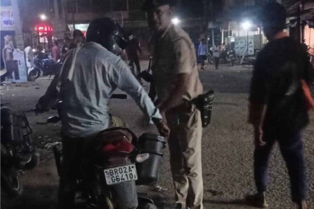 औरंगाबाद में चोरी की बाइक के साथ दो युवक गिरफ्तार, बाइक चोर गिरोह का हो सकता है खुलासा