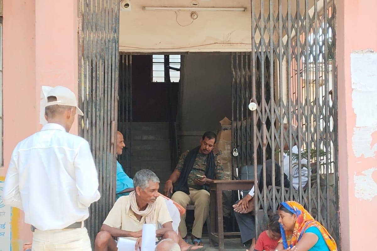 सहरसा के पतरघट अंचल में 300 से अधिक दाखिल-खारिज मामले लंबित,कार्यप्रणाली पर उठे सवाल