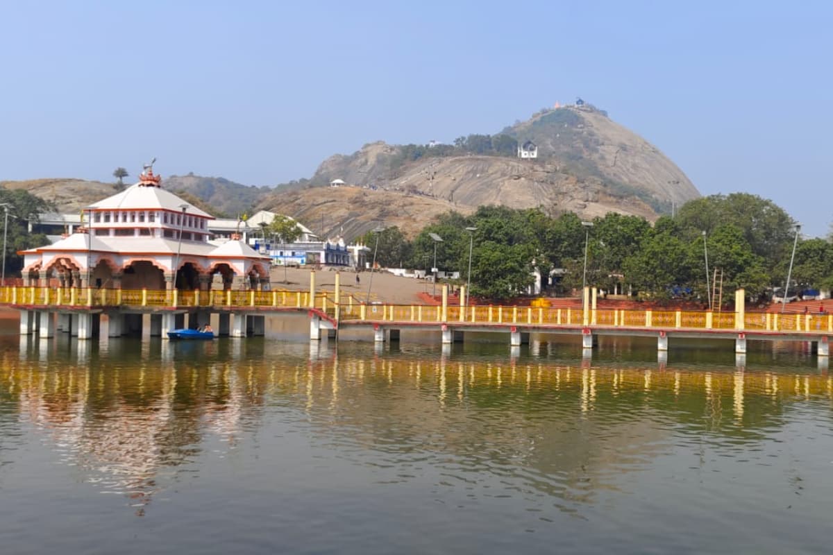 क्या मंदार की गोद में दफ्न है 53 गलियों और 52 बाजारों वाला ‘वालिशा’ नगर? इतिहास, पुरातत्व और लोककथाओं ने बढ़ाया रहस्य