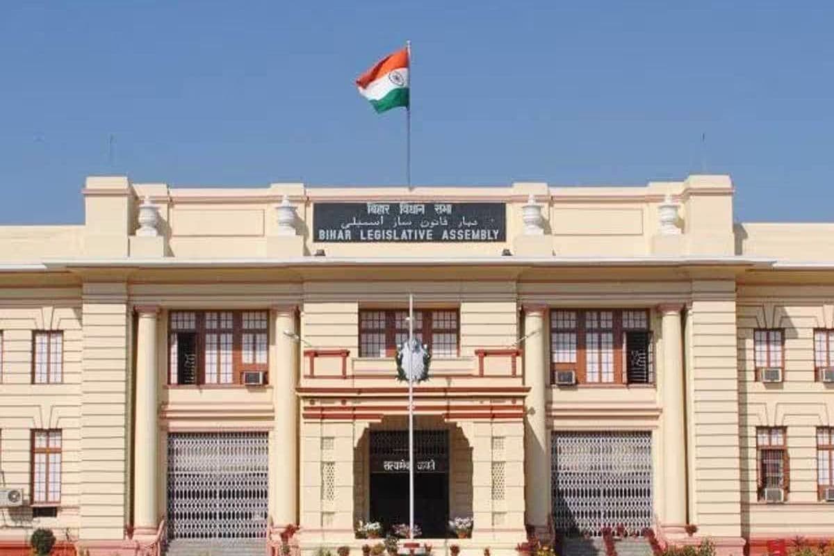 बिहार विधानसभा का 5 दिनों तक चलेगा मानसून सत्र, भरत तिवारी एनकाउंटर, राबड़ी आवास समेत इन मुद्दों पर हो सकता है हंगामा