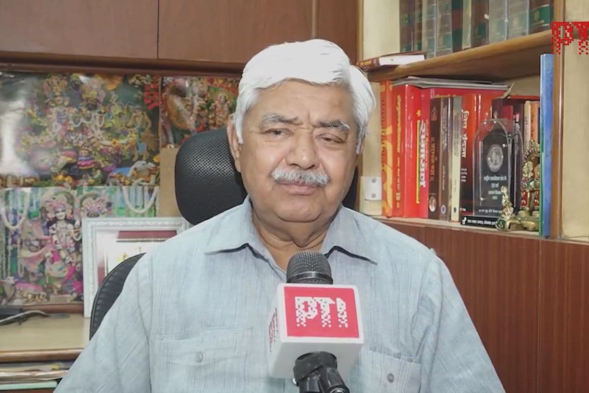 राम मंदिर चंदा विवाद : VHP अध्यक्ष की मांग- केजरीवाल और प्रियंका गांधी के बयान हों दर्ज