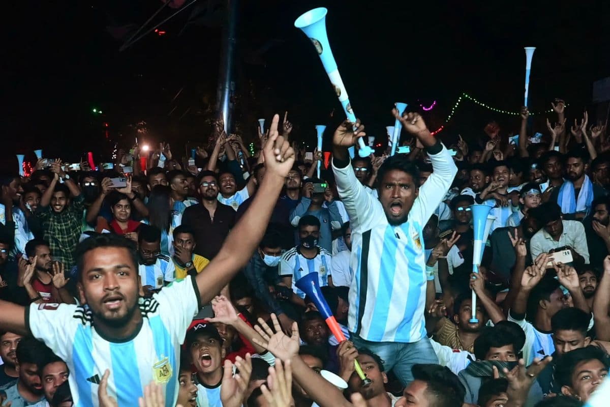 अरबों की आबादी, फुटबॉल का जुनून; फिर भी फीफा वर्ल्ड कप से क्यों दूर हैं भारत-चीन जैसे देश?