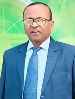 गोपालगंज: भोरे के बीईओ लखेंद्र दास बने जिला कार्यक्रम पदाधिकारी, पदोन्नति पर शिक्षा जगत में खुशी की लहर