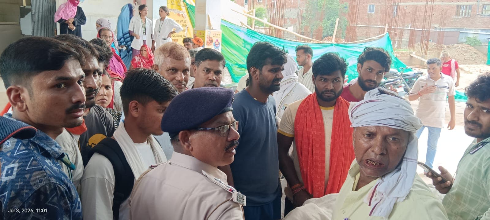 Kaimur E-Rickshaw Accident: Tragic accident in Kaimur; e-rickshaw
