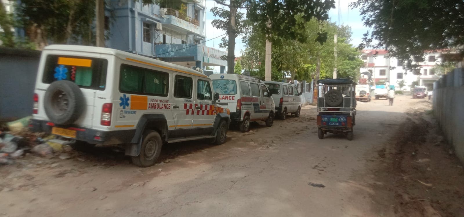 सासाराम सदर अस्पताल में फिर सक्रिय हुआ निजी एंबुलेंस, प्रशासनिक आदेश के बाद भी नहीं थमी दलालों की दखल