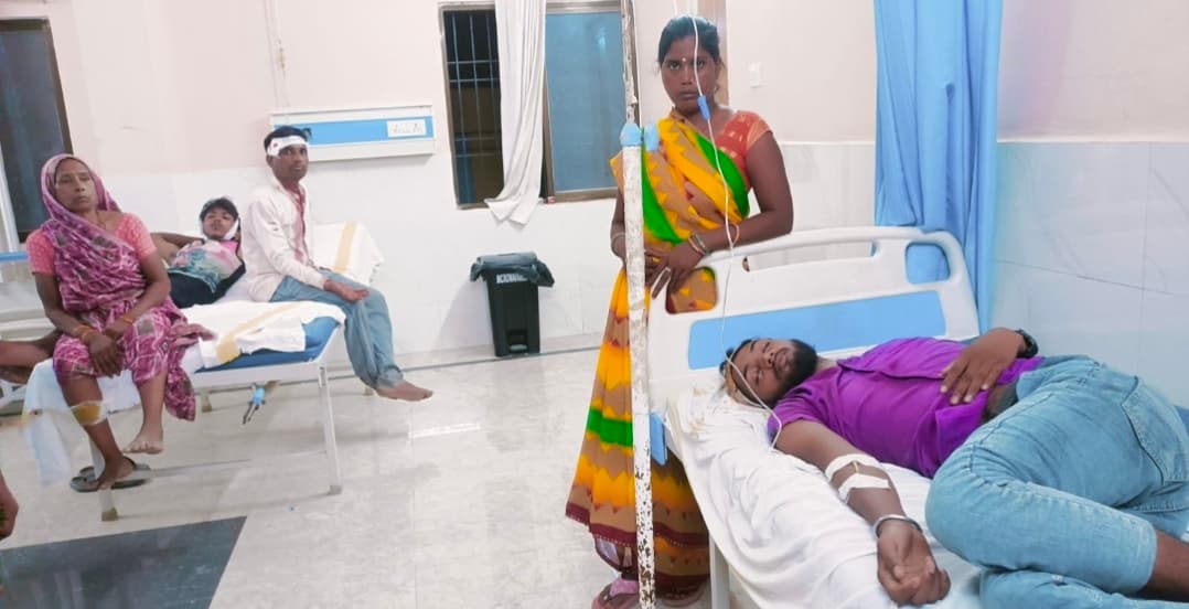 कैमूर: नहर में नहाने को लेकर दो गांवों में झड़प, लाठी-डंडे और ईट-पत्थर चले, 18 घायल, 16 गिरफ्तार