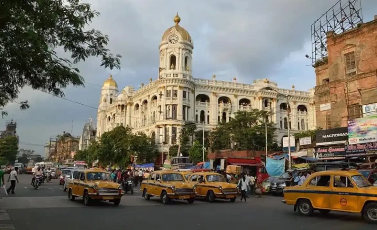 शुभेंदु अधिकारी ने सेंट्रल कोलकाता में लगाई धारा 163, बंगाल सरकार के फैसले पर भड़की तृणमूल कांग्रेस