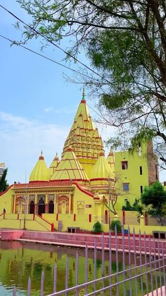 साहू पोखर स्थित शिवालय