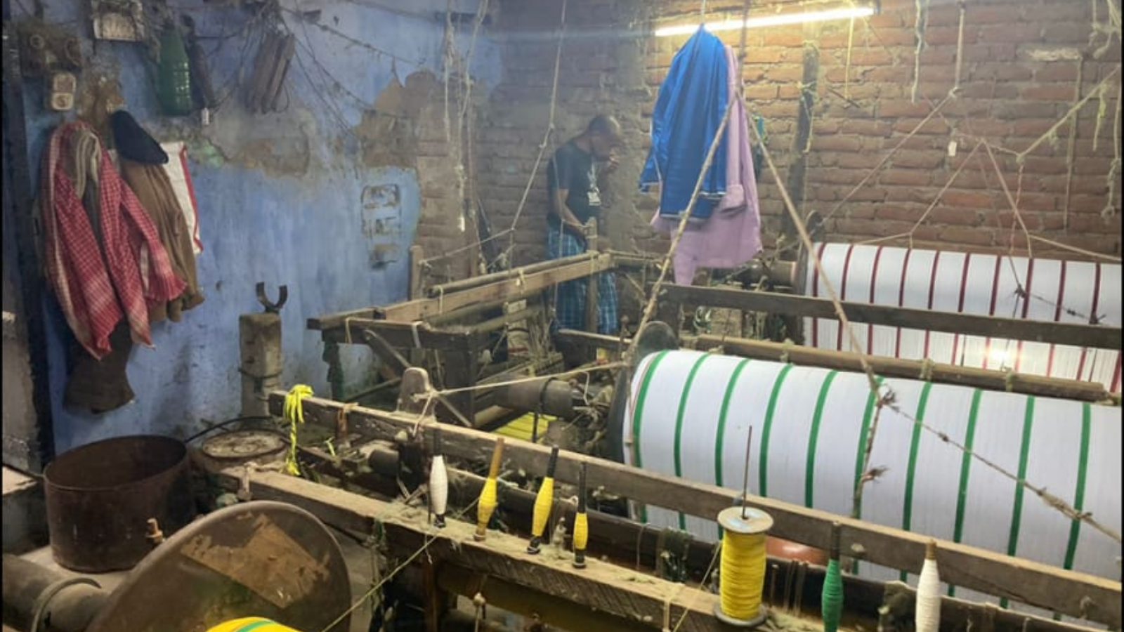 भागलपुरी सिल्क और बावन बूटी की बढ़ी मांग