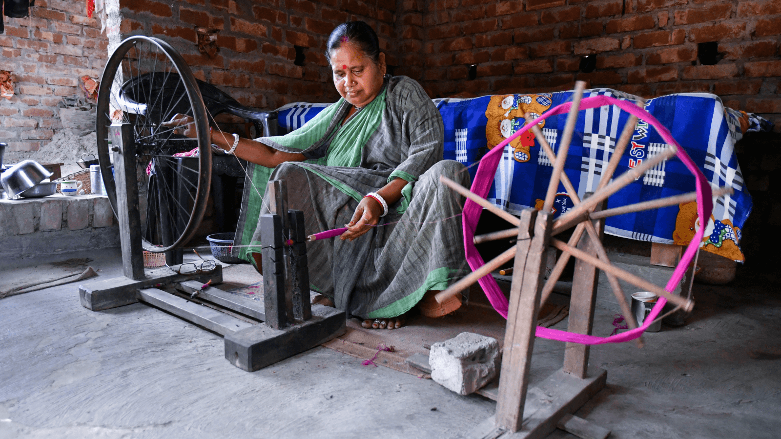 कैदियों के हस्तनिर्मित उत्पाद भी बन रहे आकर्षण