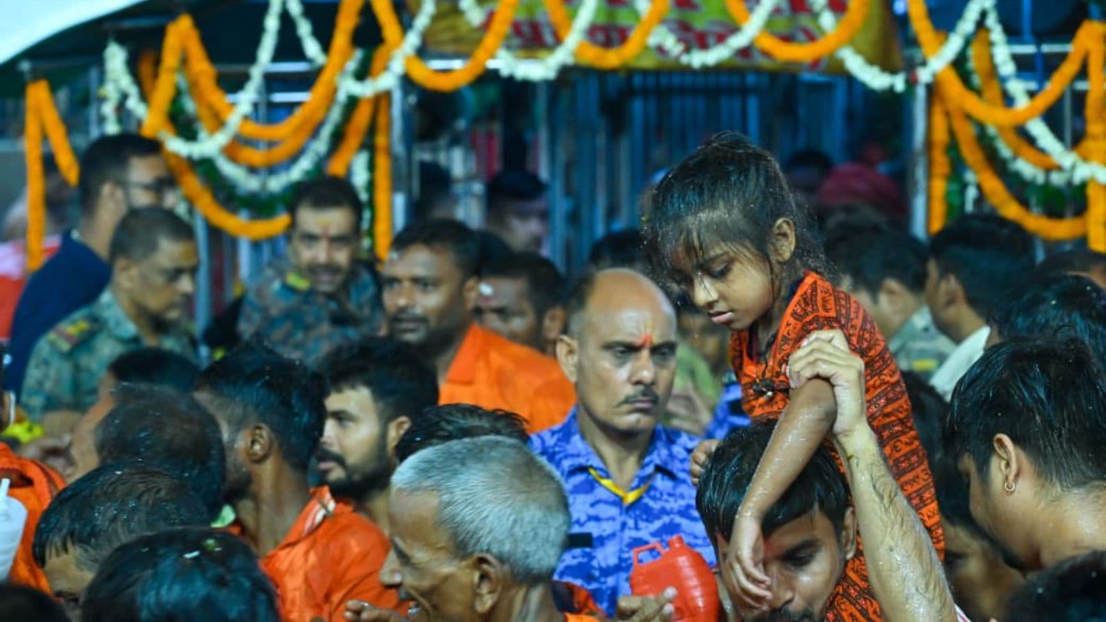 श्रावणी मेले के 15वें दिन उमड़ा आस्था का सैलाब
