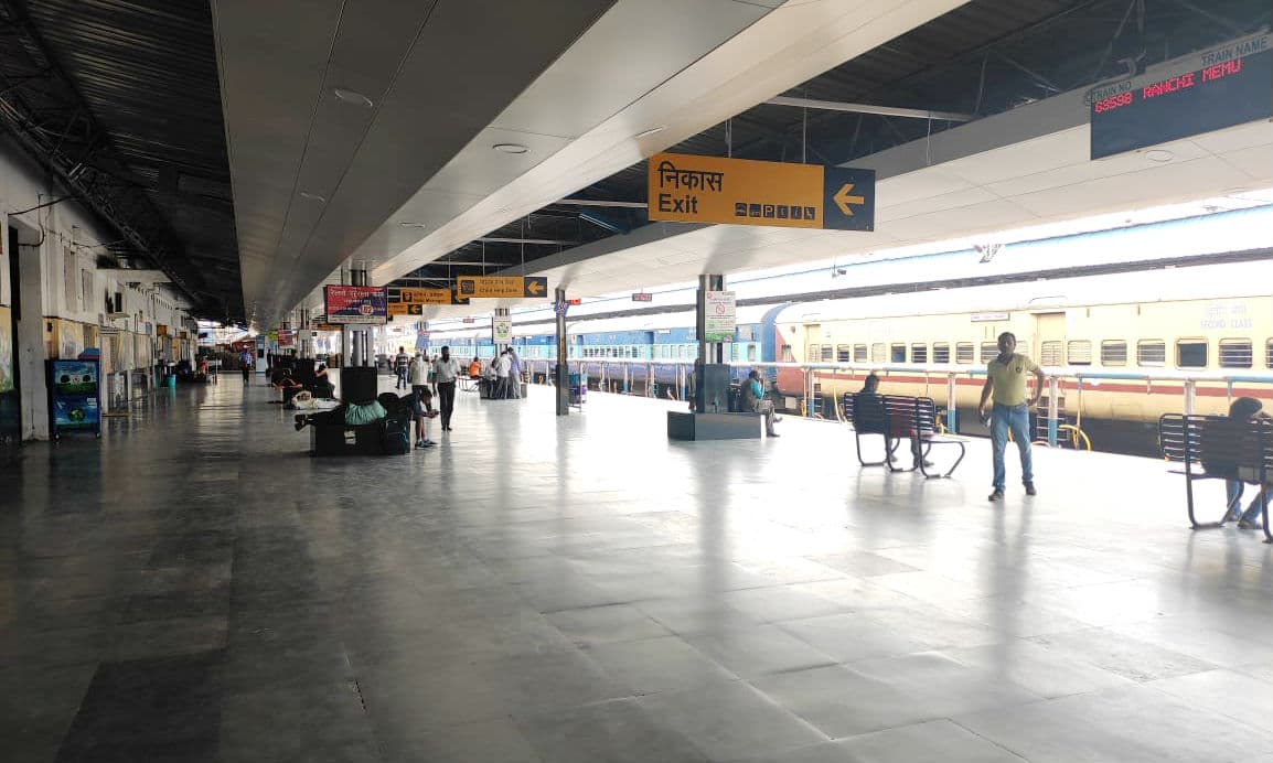 COVID19outbreak : दूसरे राज्यों से आने वाली ट्रेन,बसें 31 मार्च तक नहीं कर सकेंंगी झारखंड में प्रवेश