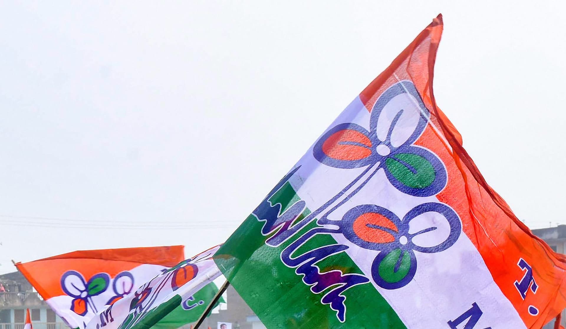 चुनाव से पहले तृणमूल नेता का विवादित बयान, विरोधियों को नहीं करने देंगे मतदान, केंद्रीय बल बूथ में, मैदान में रहेंगे हम, भयंकर खेल होगा चुनाव से पहले तृणमूल नेता का विवादित बयान, विरोधियों को नहीं करने देंगे मतदान, केंद्रीय बल बूथ में, मैदान में रहेंगे हम, भयंकर खेल होगा