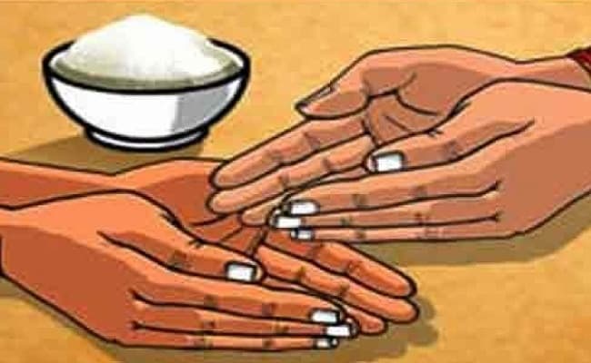 Akshaya Tritiya 2020: जौ और सत्तू का दान है सबसे पुण्य, जानें पुराणों में अक्षय तृतीया पर दान का क्या है जिक्र