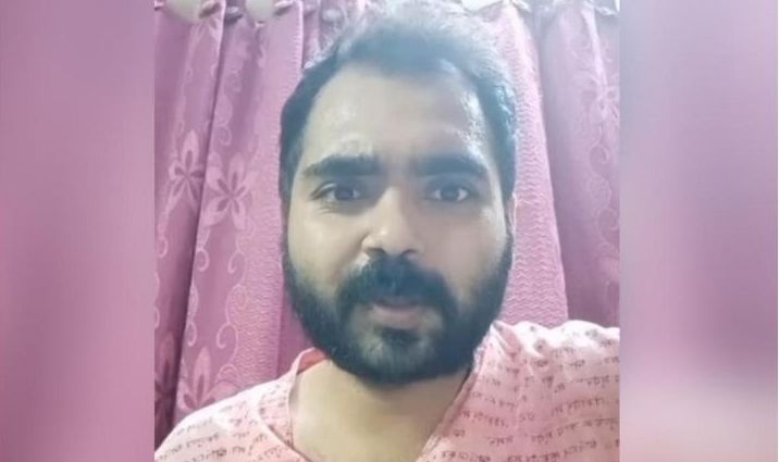 फेसबुक LIVE के दौरान बंगाली TV एक्टर शुभो ने की खुदकुशी की कोशिश, फैन के कॉल पर पुलिस ने रोकी अनहोनी फेसबुक LIVE के दौरान बंगाली TV एक्टर शुभो ने की खुदकुशी की कोशिश, फैन के कॉल पर पुलिस ने रोकी अनहोनी