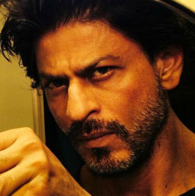 लंदन में शाहरुख खान ”ग्लोबल डाइवर्सिटी अवार्ड” से सम्मानित