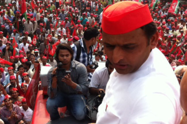 क्या ”स्वच्छ भारत अभियान” से नहीं जुड़ेंगे अखिलेश ?