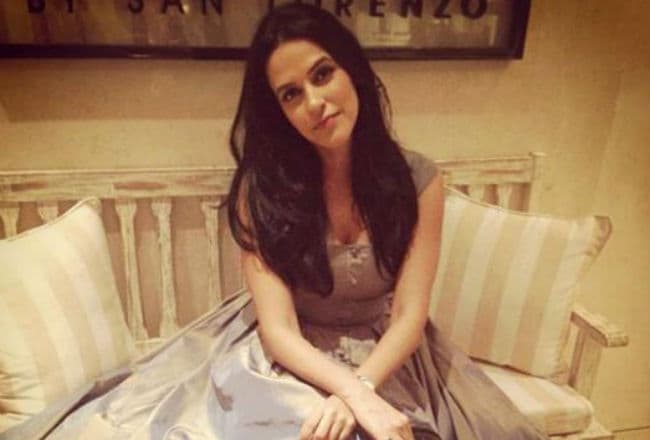 मशहूर अभिनेत्रियों को ''''इक्कीस तोपों का सलामी'''' देगी नेहा धूपिया