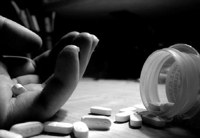 प्रेमी के प्यार में पागल बेटी ने की मां की हत्या की कोशिश !