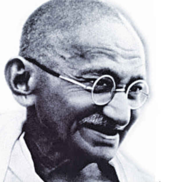 गांधी जयंती : इस अंधेरी रात में दीपक जलाये कौन बैठा है?