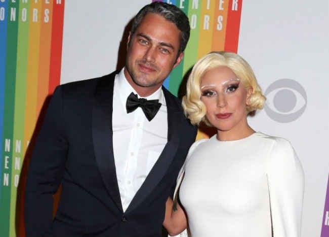 जानें क्यों पहली ही मुलाकात में गागा ने टेलर को मारा था थप्पड