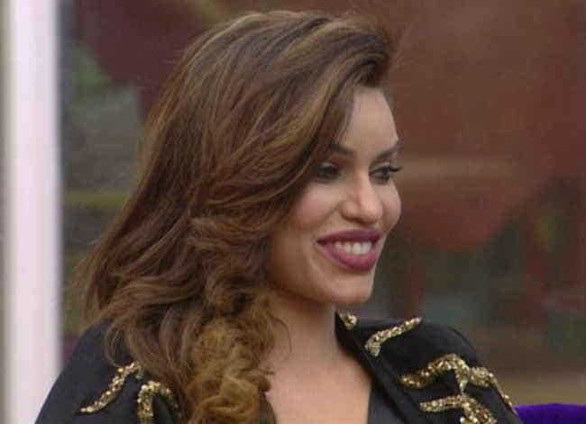 Bigg Boss 9: घर में हुआ ”कत्ल”, जिजेल को ”किस” करना पड़ा महंगा
