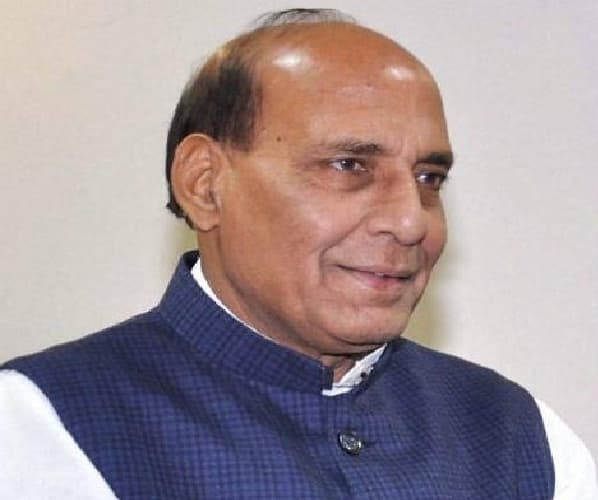 आतंक रोधी अभियानों के सीधे प्रसारण पर रोक लगनी चाहिए : गृह मंत्रालय आतंक रोधी अभियानों के सीधे प्रसारण पर रोक लगनी चाहिए : गृह मंत्रालय