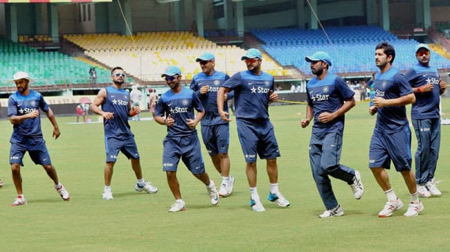 टीम इंडिया ने अनूठे तरीकों से किया अभ्यास, ”डमी कैच” से लेकर ”फील्डिंग मैच” तक