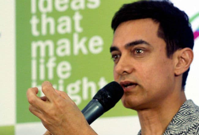 फिल्म ”पीके” से आहत लोगों से आमिर खान ने मांगी माफी