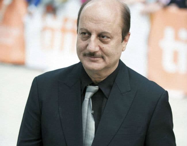 अनुपम खेर बने ”सेंस 8” श्रृंख्ला का हिस्सा
