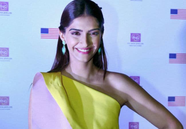 सोनम कपूर इंग्लैंड में मनाएंगी अपना जन्मदिन