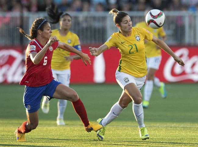 फ्रांस, इंग्लैंड और कोलंबिया की टीम महिला विश्व कप फुटबाल के अंतिम 16 में