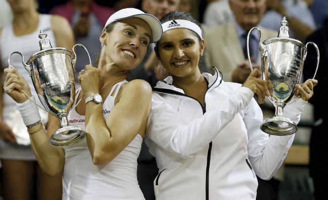 ग्रेंड स्लैम जीतने वाली भारत की पहली महिला बनी सानिया मिर्जा, विबंलडन का युगल खिताब जीता