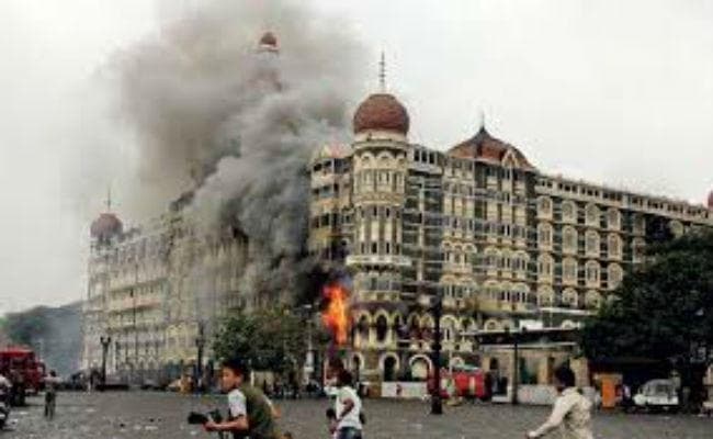 26/11 हमले की 8वीं बरसी, पीड़ितों को श्रद्धांजलि