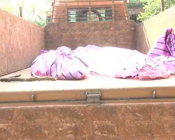 कानपुर का कलयुगी बेटा, मां की ईट से कुचल कर की हत्या