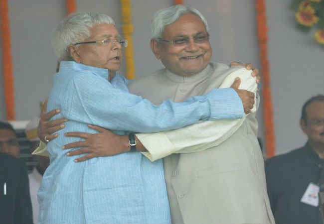 बंगाल-असम में नीतीश-लालू आजमायेंगे ताकत