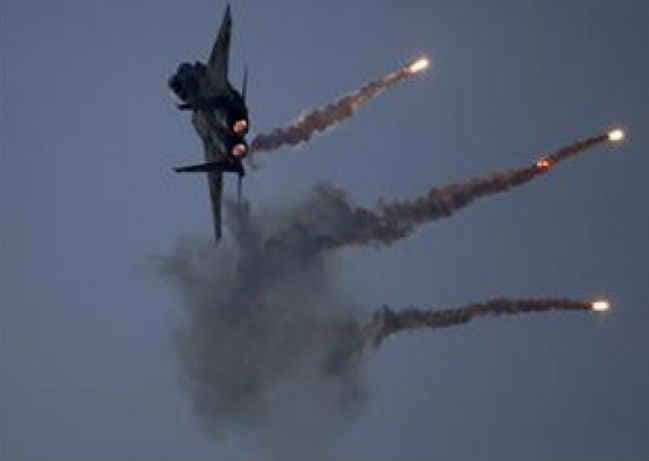 यमन में अलकायदा के प्रशिक्षण शिविर में अमेरिका का हवाई हमला