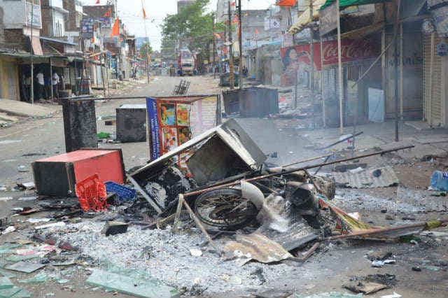 हजारीबाग : रामनवमी जुलूस के दौरान दो गुटों में झड़प, दो की मौत, 144 लागू