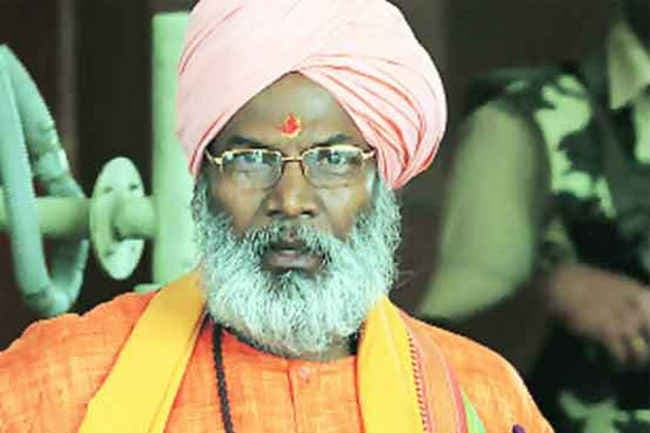 भाजपा सांसद साक्षी महाराज ने फिर दिया विवादित बयान -आबादी के हिसाब से बने श्मशान, कब्रिस्तान भाजपा सांसद साक्षी महाराज ने फिर दिया विवादित बयान -आबादी के हिसाब से बने श्मशान, कब्रिस्तान
