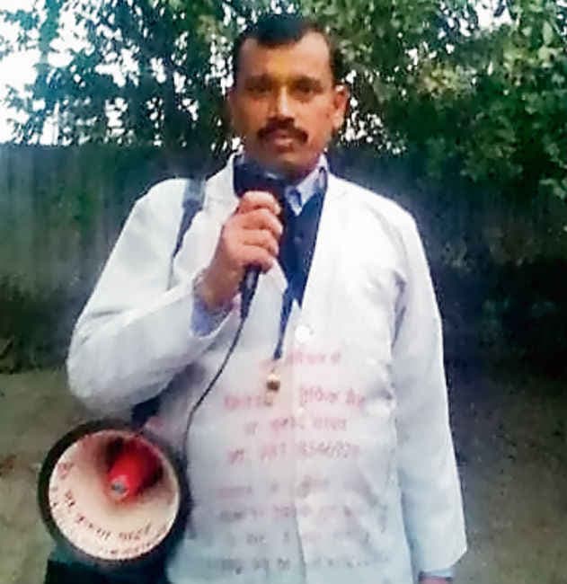 ट्रैफिक संभालनेवाले डॉक्टर साहब