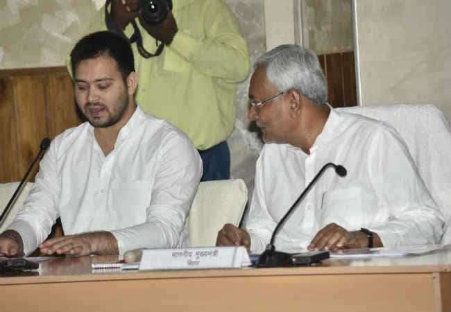 उद्यमियों को मंजूरी के लिये प्रभावी एकल खिड़की व्यवस्था जरूरी : CM नीतीश